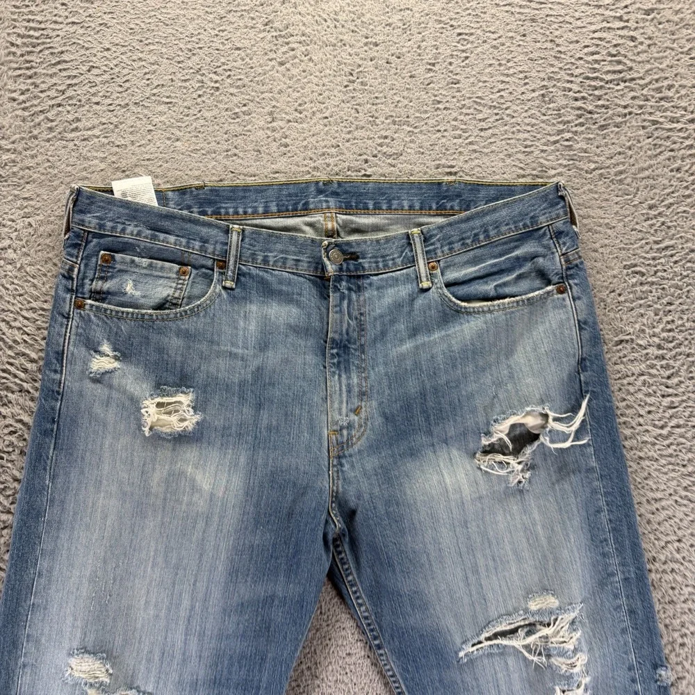 Levi's 569 Jeans Mens 42x34 Blue Cotton Denim Straight Travel Distressed Faded